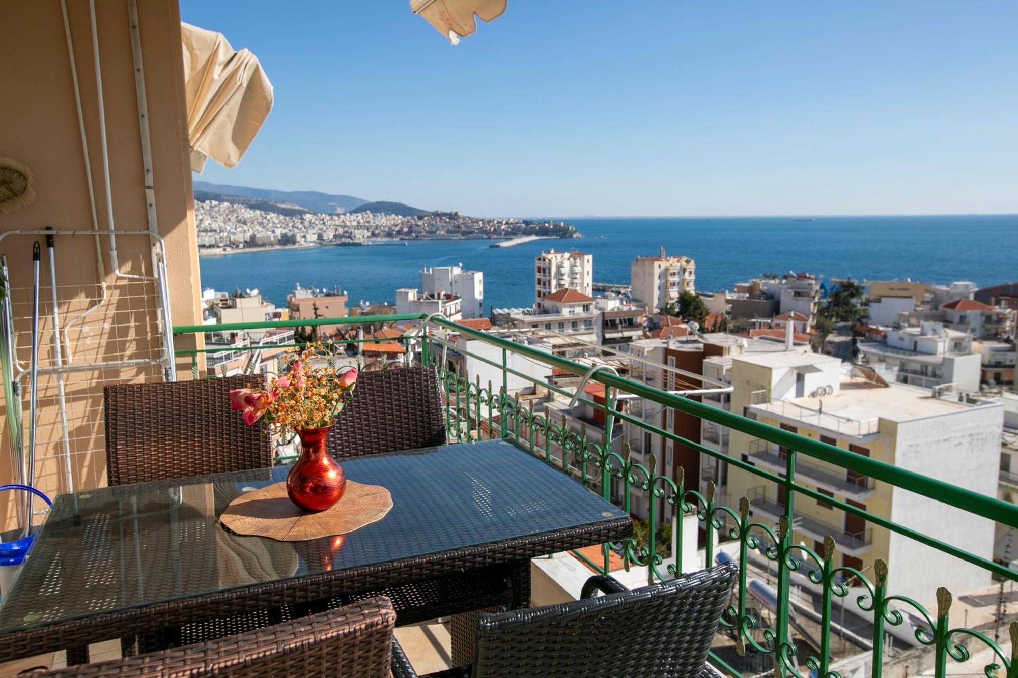 Blue Sky Appartment Kavala Extérieur photo